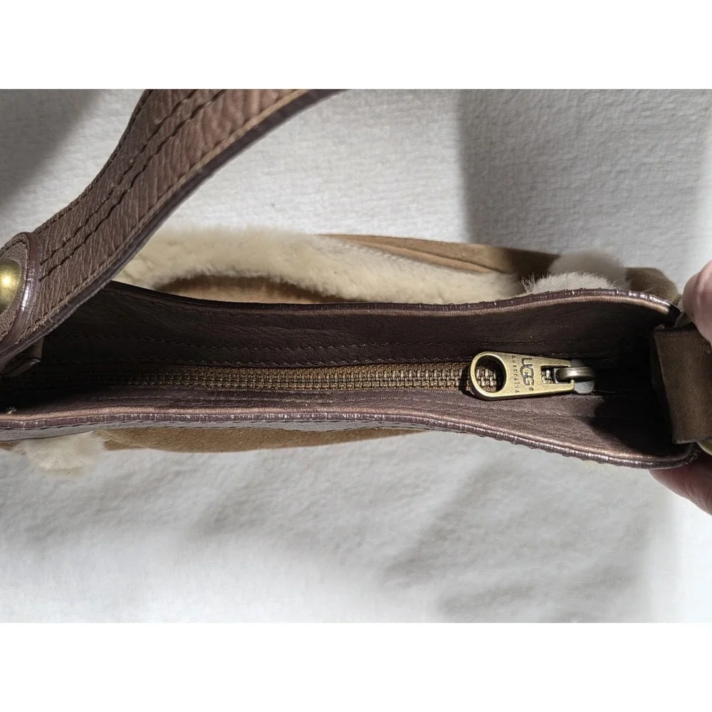 Vintage UGG Australia Shoulder Bag Brown Leather Suede Shearling‎ Classy Brass